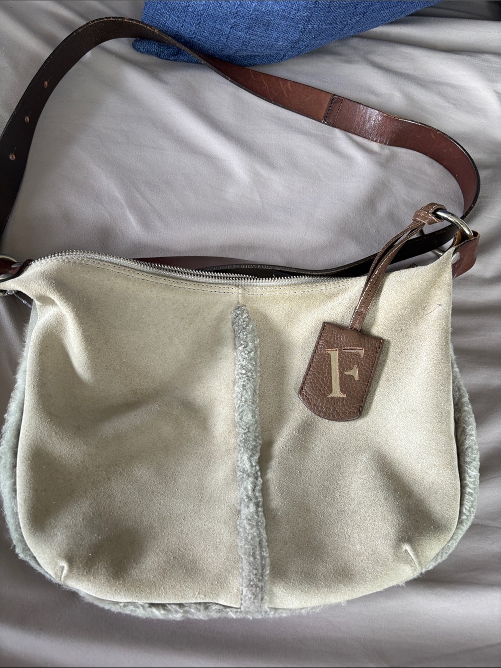 VTG FURLA Hobo-style Bag Cream/beige Suede Shearling Brown Leather Adjust Strap